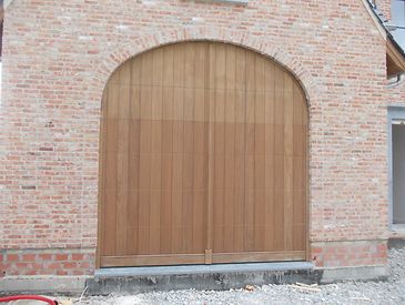 Houten kantelpoorten