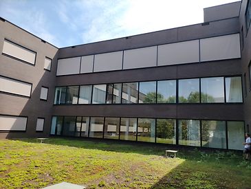 Screens voorbouw