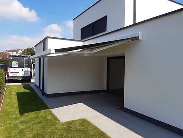 Knikarmschermen aan moderne woningen