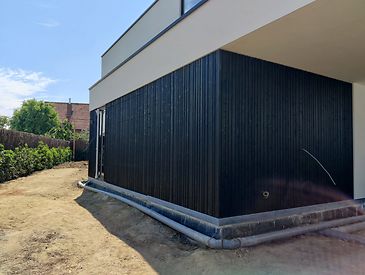 Houten poorten, strak, modern, hedendaags