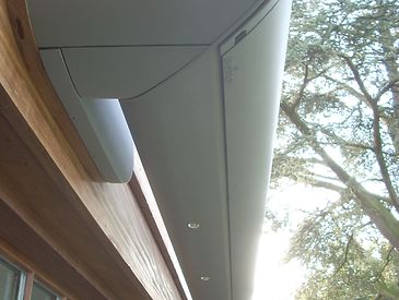 Knikarmschermen met ingebouwde LED