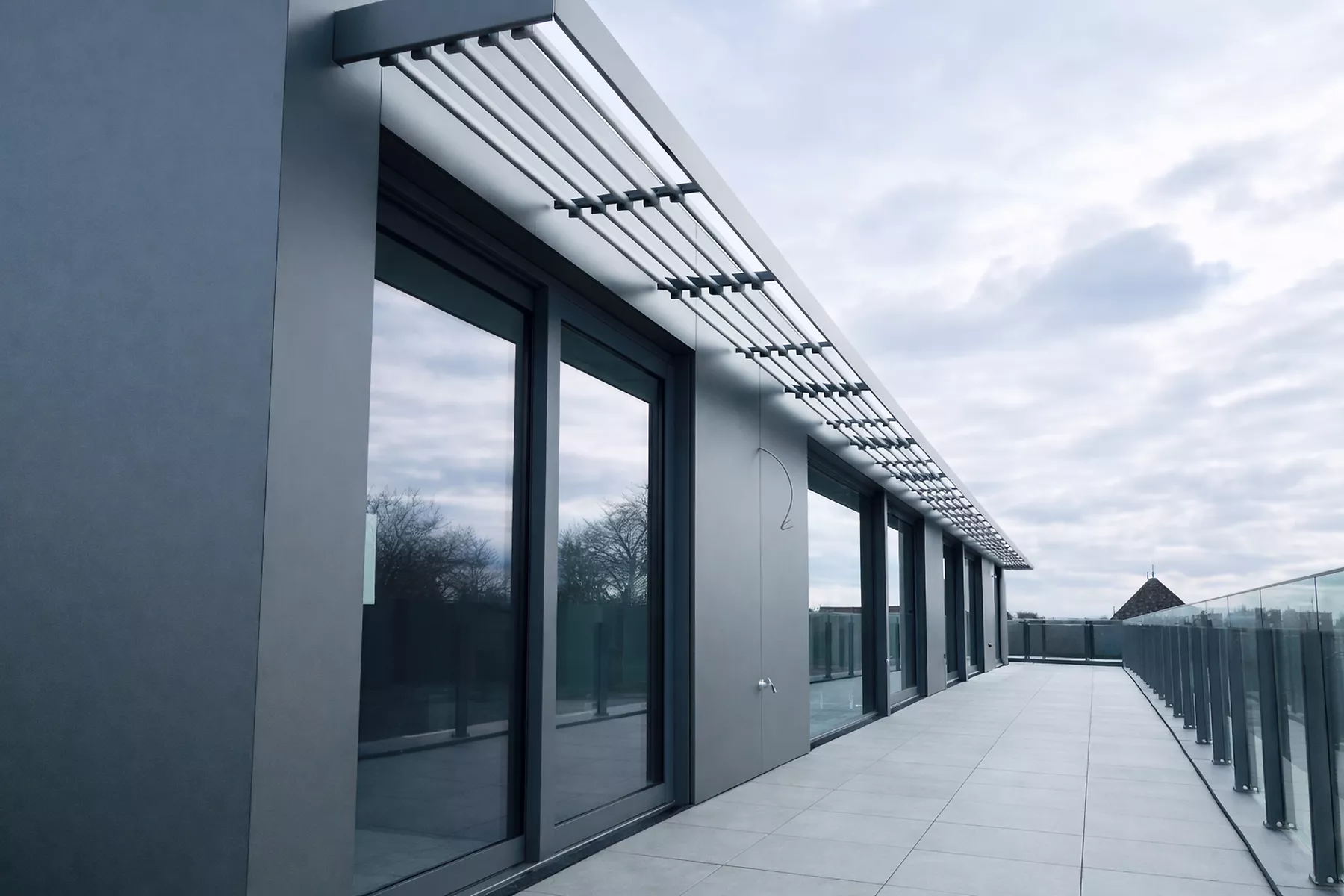 Waarom kiezen voor structurele zonwering?