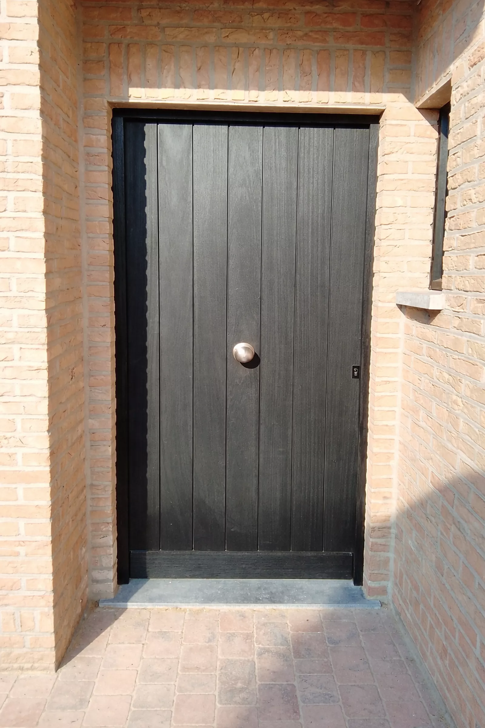 Waarom kiezen voor een houten voordeur?