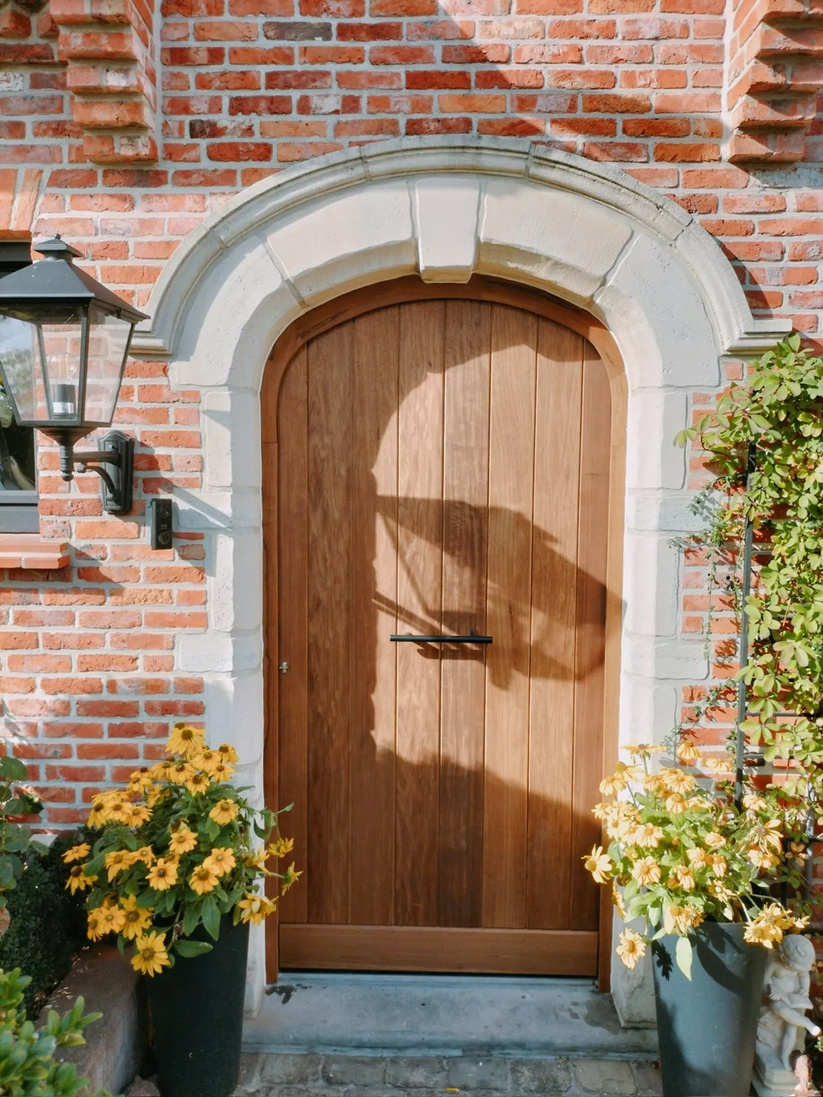 Waarom kiezen voor een houten voordeur?