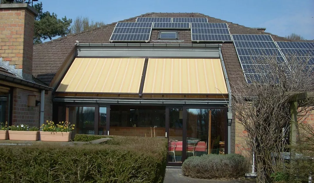 Premium ambassador van Renson screens