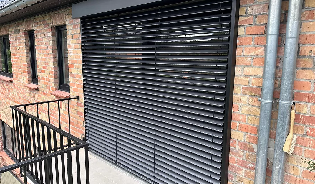 Raffstores of buitenjaloezieën